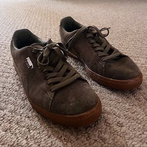 puma womens sneaker size 8